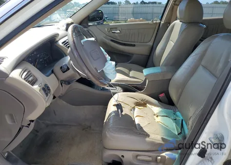 2000 Honda Accord Ex z USA, uszkodzony, nr VIN 1HGCG1655YA049154